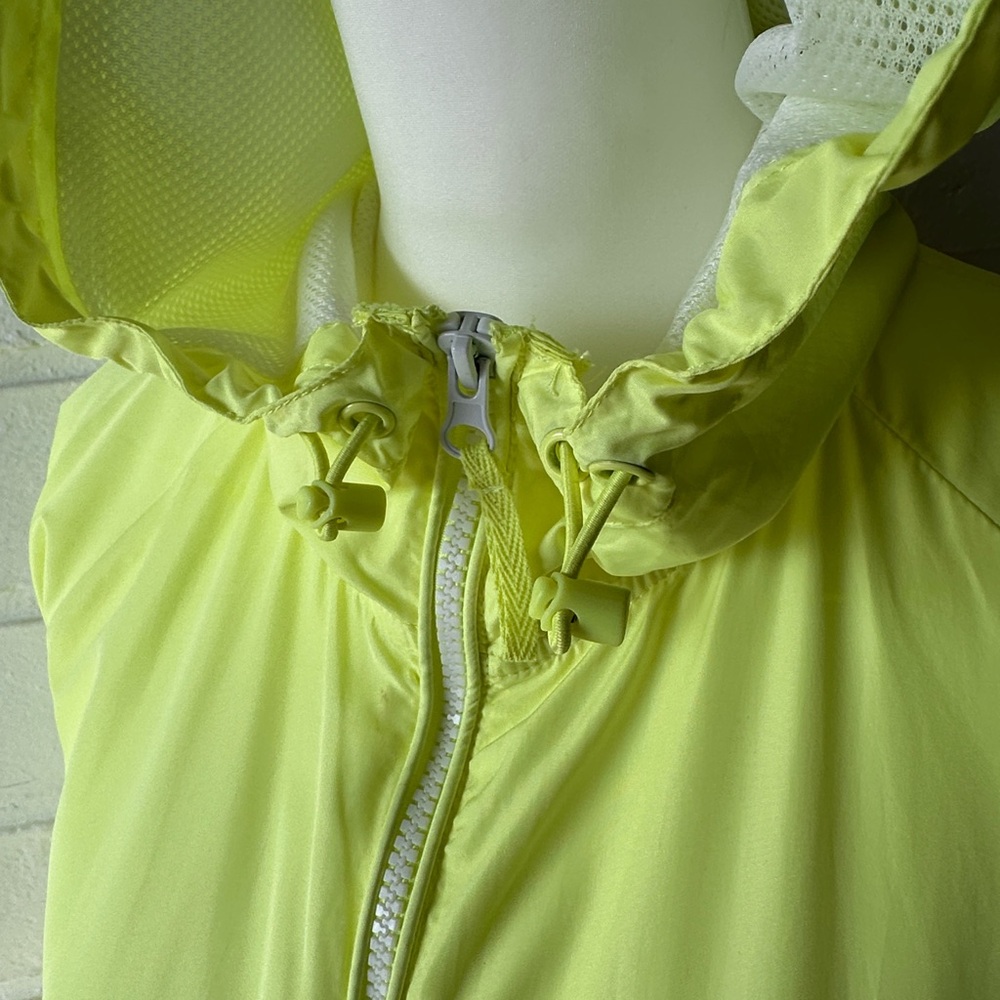 Cotton On Women’s Light Yellow Hooded Windbreaker - Picture 16 of 16